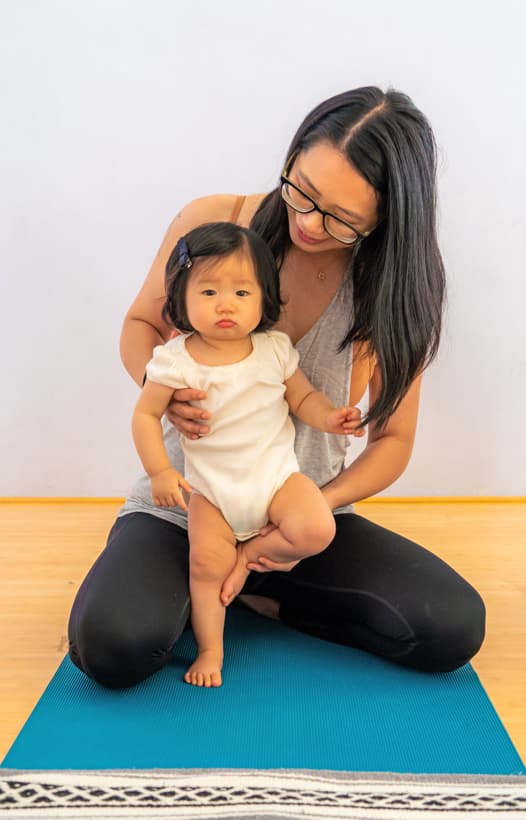 It's Yoga Kids - Baby and Mom